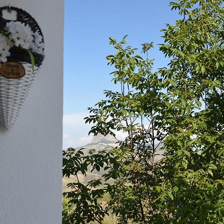 Bed And Breakfast Arcobaleno Casteltermini Dış mekan fotoğraf